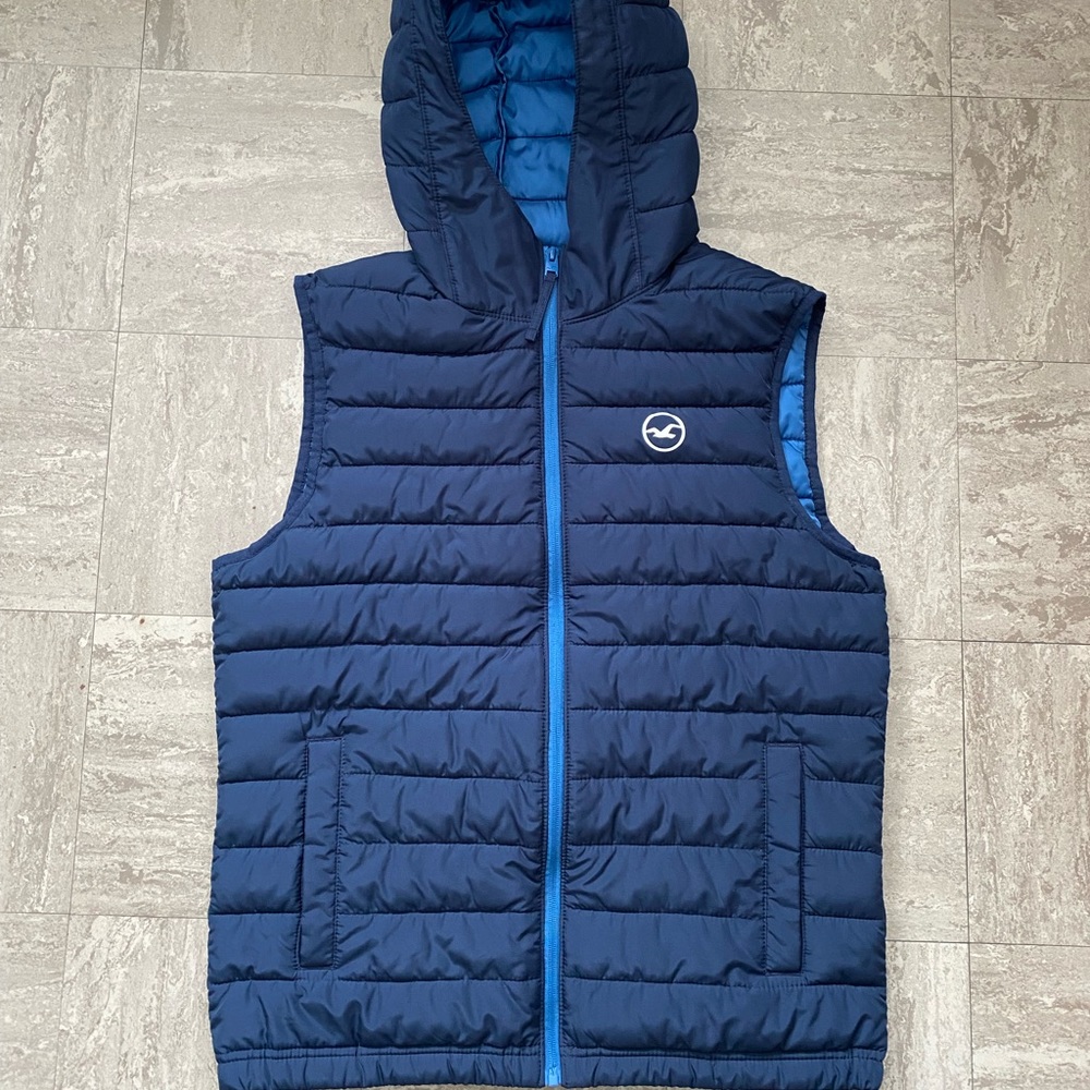 Men’s Hollister puffer jacket
